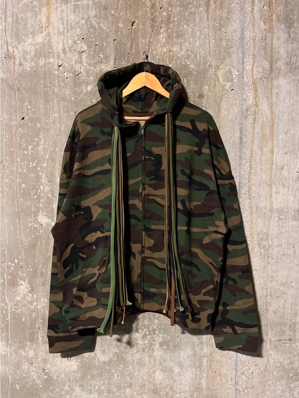 Brainwashed Camouflage Zip-Up Hoodie Jacket - Green Camo Size M